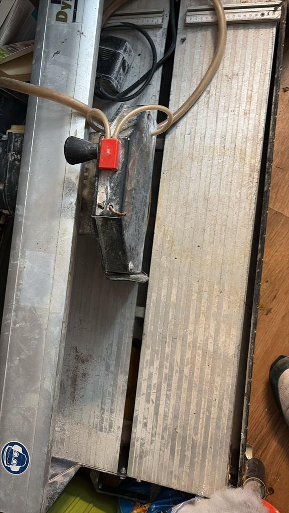 Inter Dynamics Professionele TegelzaagSteenzaag Watergekoeld, Doe-het-zelf en Verbouw, Gereedschap | Zaagmachines, Ophalen, Gebruikt