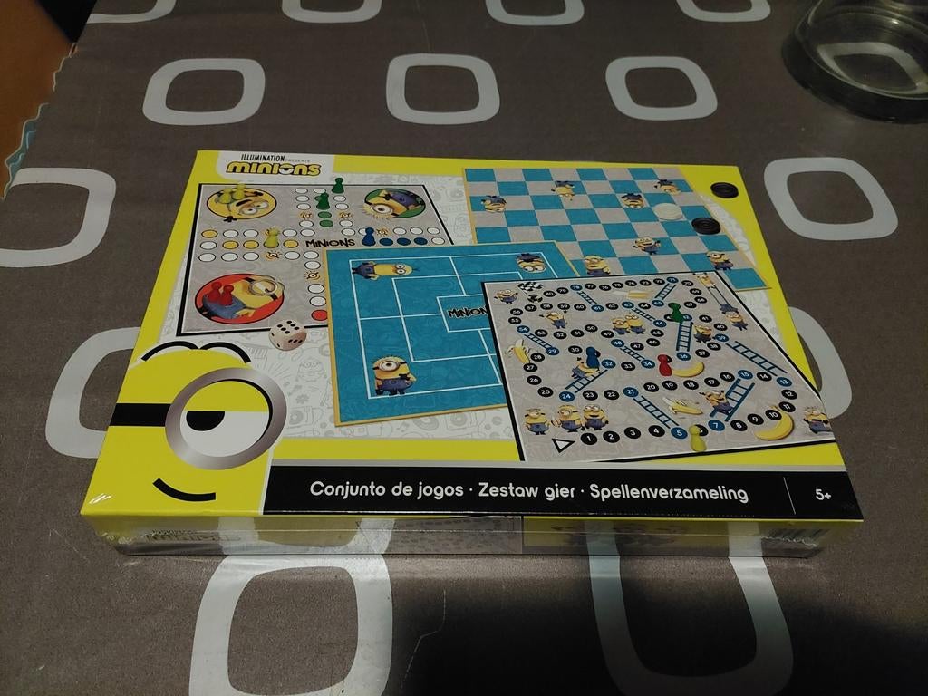 The Minions. Spellenverzameling. Nieuw In Verpakking., Drie of vier spelers, Ophalen of Verzenden, Nieuw, Universal