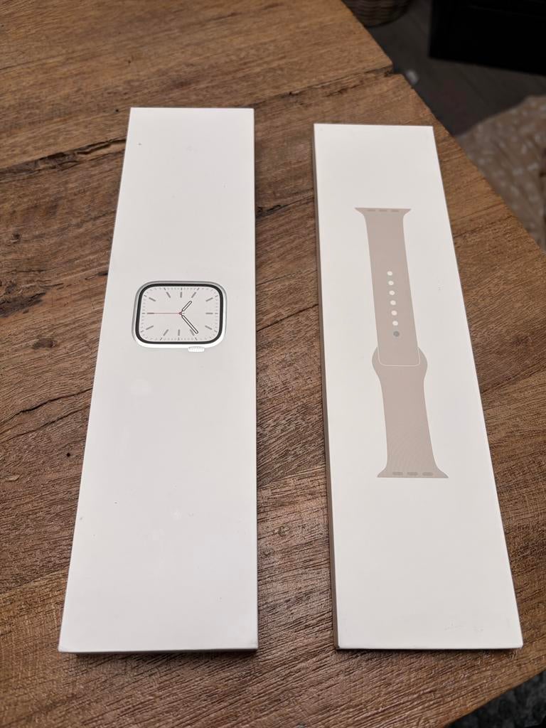 Apple Watch Series 7 45MM Silver, Ophalen, IOS, Zo goed als nieuw, Waterdicht