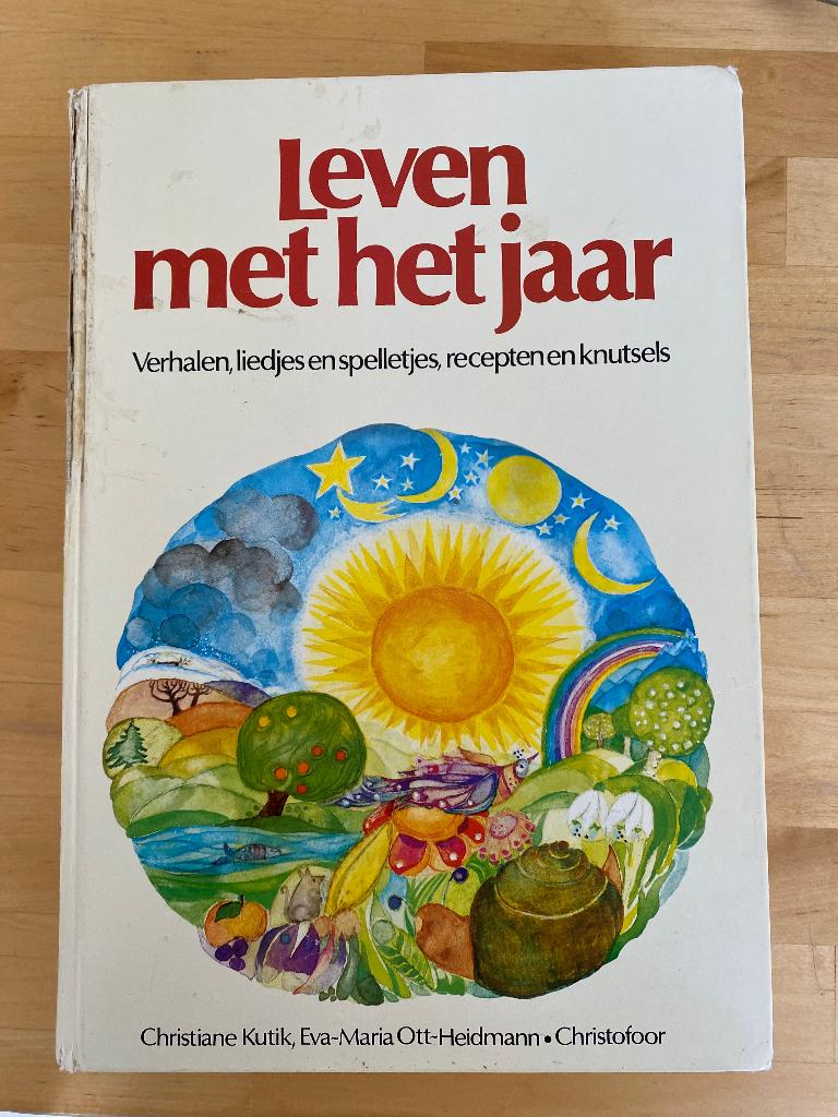 Antroposofisch boek Leven met het Jaar rookvrij, Ophalen of Verzenden, Zo goed als nieuw