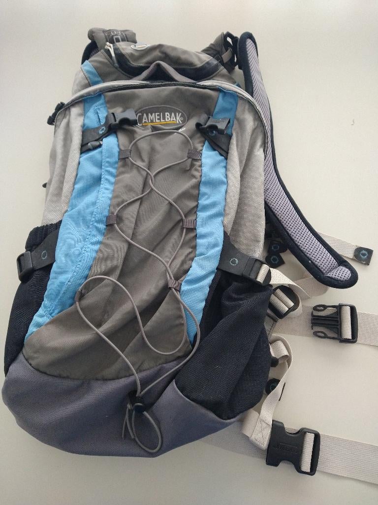 Buitenkansje: dames camelbak dag(drink) rugzak, Ophalen, Zo goed als nieuw, Rugzak