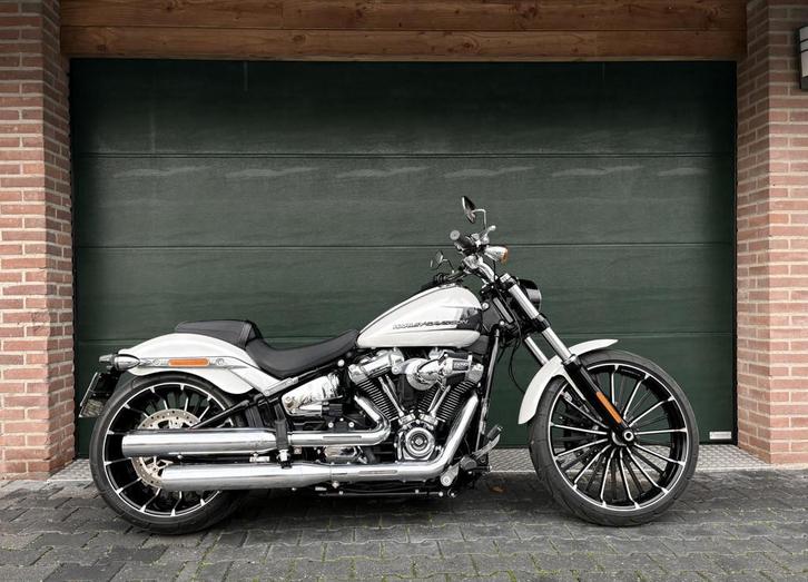 HARLEY DAVIDSON BREAKOUT 117 - 5 HD 4549 km 6/24 BTW MOTOR, Motoren, Motoren | Harley-Davidson, Bedrijf, Overig, Ophalen