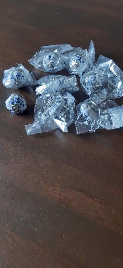 8 kastknoppen, Ophalen of Verzenden