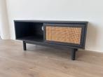 TV-meubel / dressoir met schuifdeur – zwart houtlook & rotan, Ophalen, Minder dan 50 cm, Zo goed als nieuw, Minder dan 100 cm