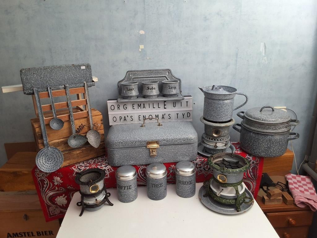 😳👌Grijsgewolkt EMAILLE alles in de nóg originele staat, Ophalen of Verzenden