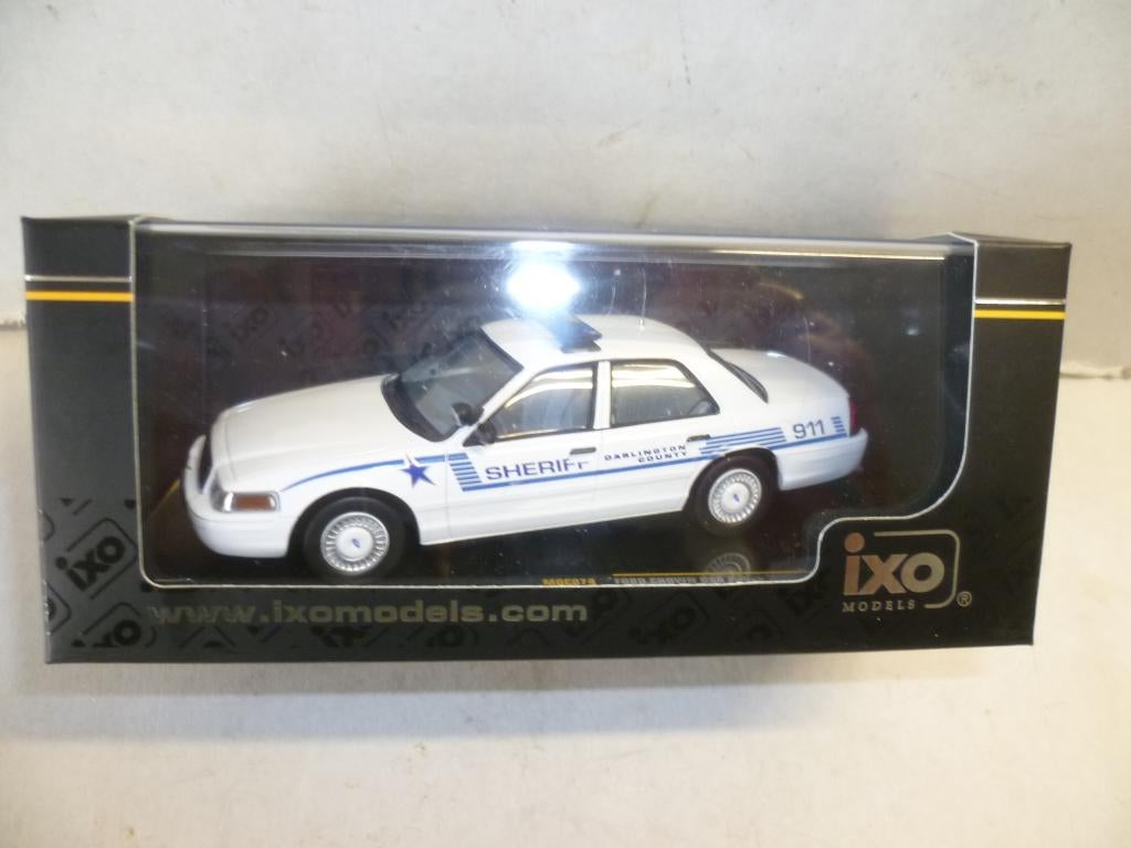 Ixo Ford Crown USA Police Sheriff Darlington County auto, Ophalen of Verzenden, Nieuw, Auto, Overige merken