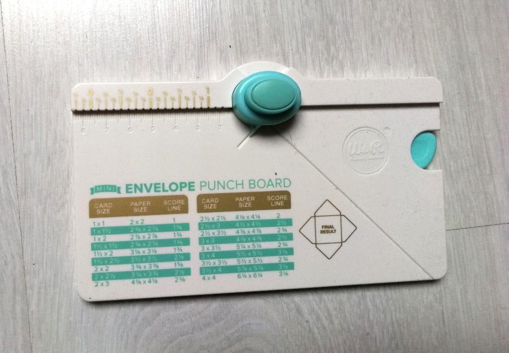 We R Memory Keepers mini envelop punch board, Ophalen of Verzenden, Nieuw, Overige typen, Overige merken