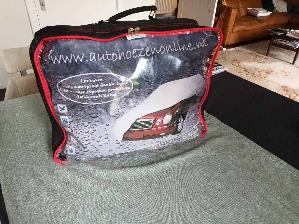 Hatchback autohoes medium voor buiten, Ophalen, Zo goed als nieuw, Universeel