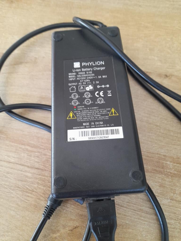 Phylion Li-ion Batterijlader Vogue Bike 42V 2.0A, Ophalen, Gebruikt