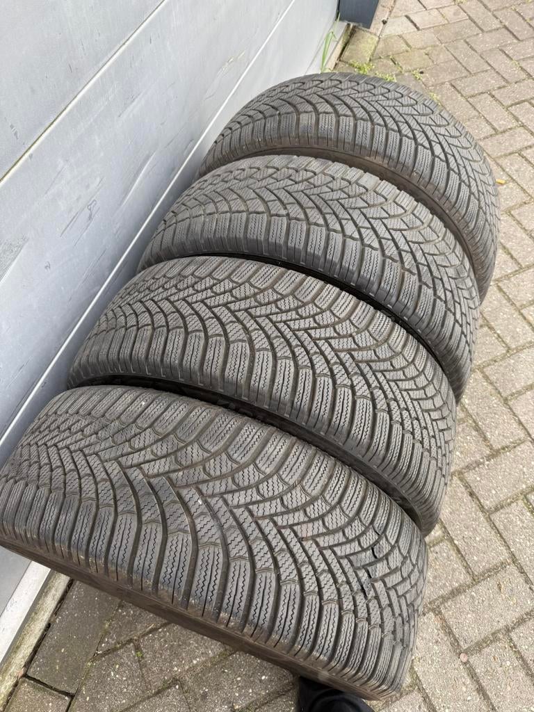 215/55R17 BRIDGESTONE WINTER BANDEN, Zandzuigerstraat 36, Qbanden@gmail.com, 17 inch, Ophalen of Verzenden