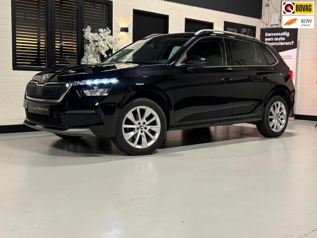 Skoda KAMIQ 1.0 TSI Business Edition |Virtual|Cam|Matrix|Xen, Auto's, Skoda, Stof, Gebruikt, 620 kg, Zwart
