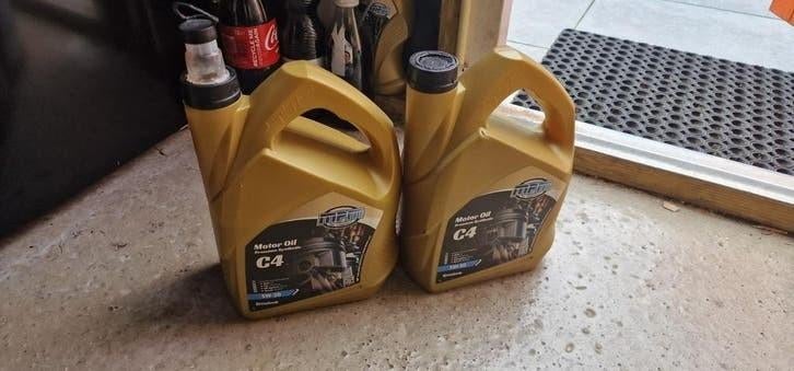 7,5 liter 5w30 C4 MPM motor olie, Ophalen