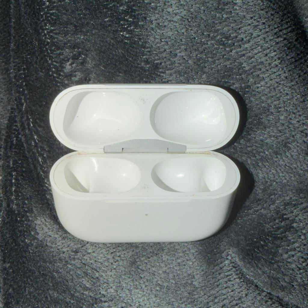 Case, Ophalen, Zo goed als nieuw