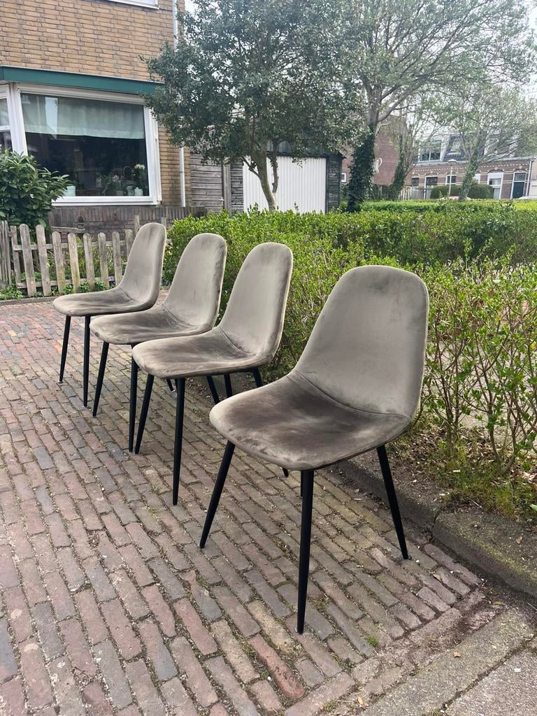 Set van 4 groene velvet eetkamerstoelen, Huis en Inrichting, Gebruikt, Overige kleuren, Ophalen of Verzenden, Boho, vintage, chic