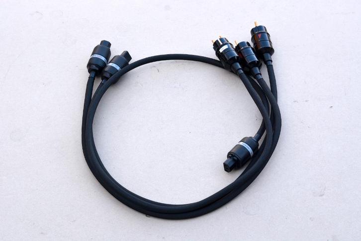 Kemp Elektroniks Hi Power Cord Plus, Audio, Tv en Foto, Audiokabels en Televisiekabels, Zo goed als nieuw, Overige kabels, 2 tot 5 meter