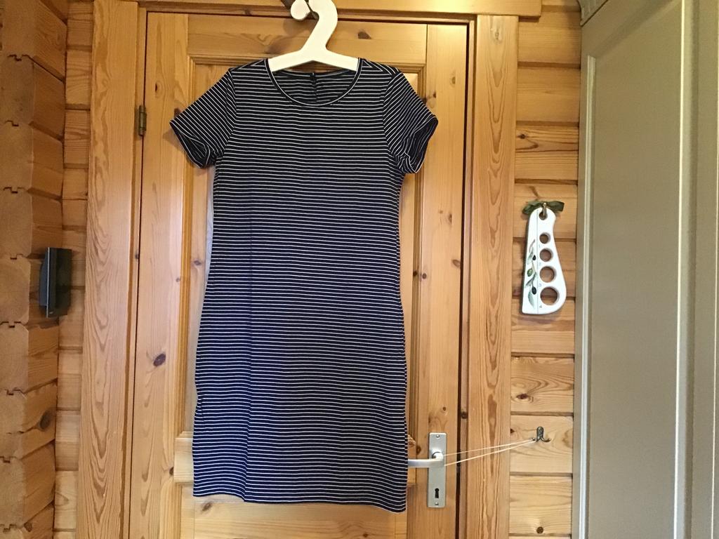 Jurk blauw wit hestreept Hema Stretch M 38/40, Maat 38/40 (M), Blauw, Ophalen of Verzenden, Zo goed als nieuw