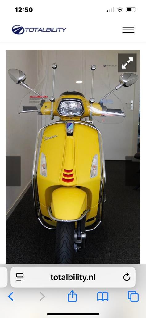 Vespa sprint, Fietsen en Brommers, Scooters | Vespa, Ophalen, Zo goed als nieuw, Benzine