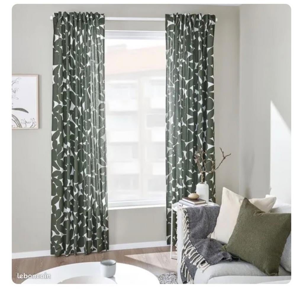 Op zoek naar IKEA Rosenanemon gordijnen, Huis en Inrichting, Woonaccessoires | Kamerschermen, Ophalen, Zo goed als nieuw