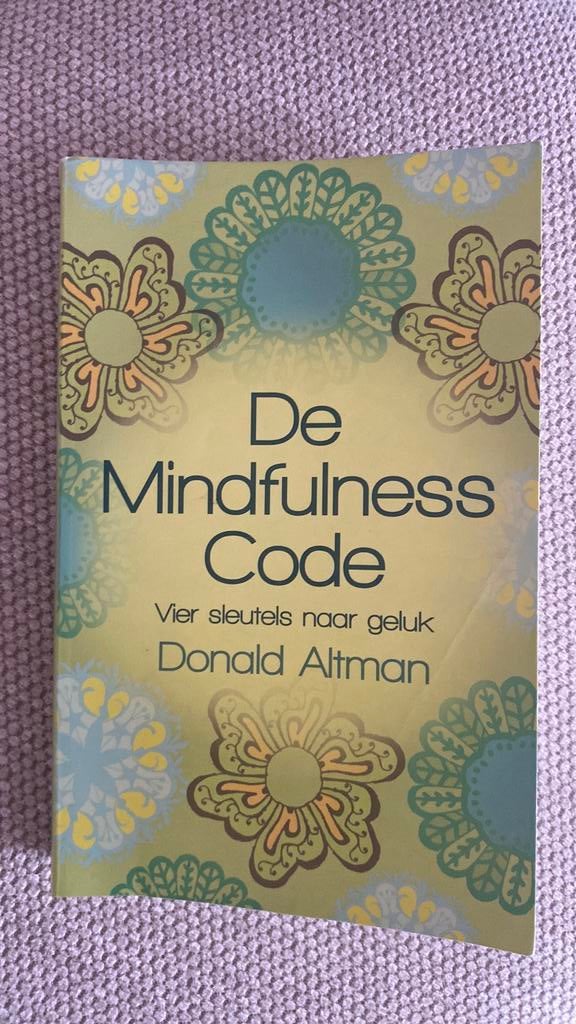 De mindfulness code boek, Ophalen of Verzenden, Zo goed als nieuw, Meditatie of Yoga, Instructieboek