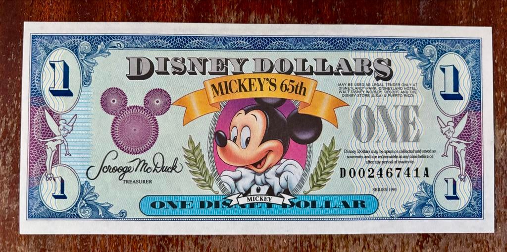 Disney Dollars - Mickey's 65th - One Disney Dollar, Verzamelen, Ophalen of Verzenden, Mickey Mouse, Zo goed als nieuw, Papier, Kaart of Schrift