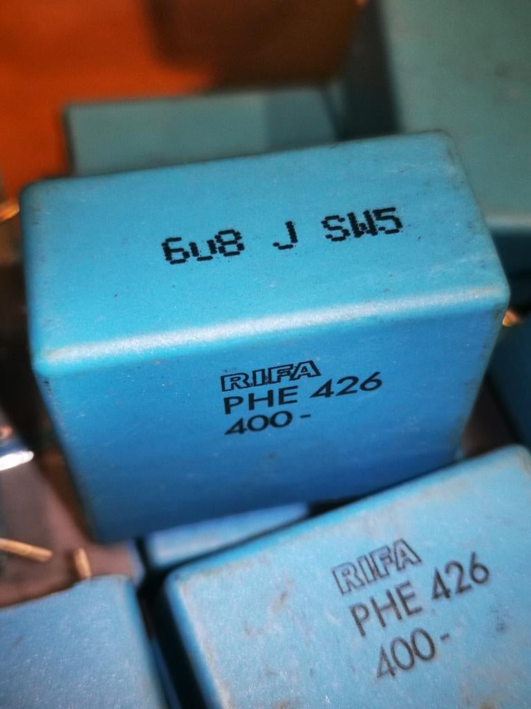 6.8uF 400V mkp audio rifa phe426, Ophalen of Verzenden