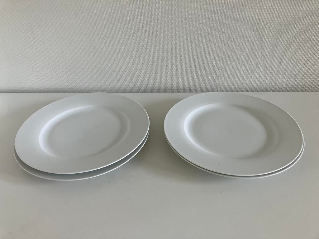 4 diner borden wit, Ophalen, Gebruikt, Aardewerk, Bord(en)