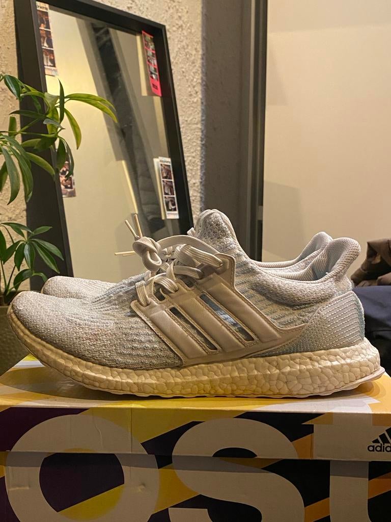 Adidas Ultraboost Parley - Maat 45, Wit, Ophalen of Verzenden, Sneakers of Gympen, Gedragen