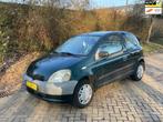 Toyota Yaris 1.0-16V VVT-i Terra Roestvrij NL Auto, Gebruikt, 4 cilinders, 400 kg, 68 pk