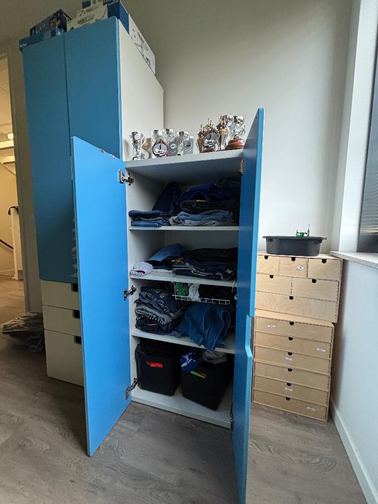 Kinderkast, Kinderen en Baby's, Kinderkamer | Commodes en Kasten, Ophalen, 50 tot 70 cm, 105 cm of meer, Zo goed als nieuw