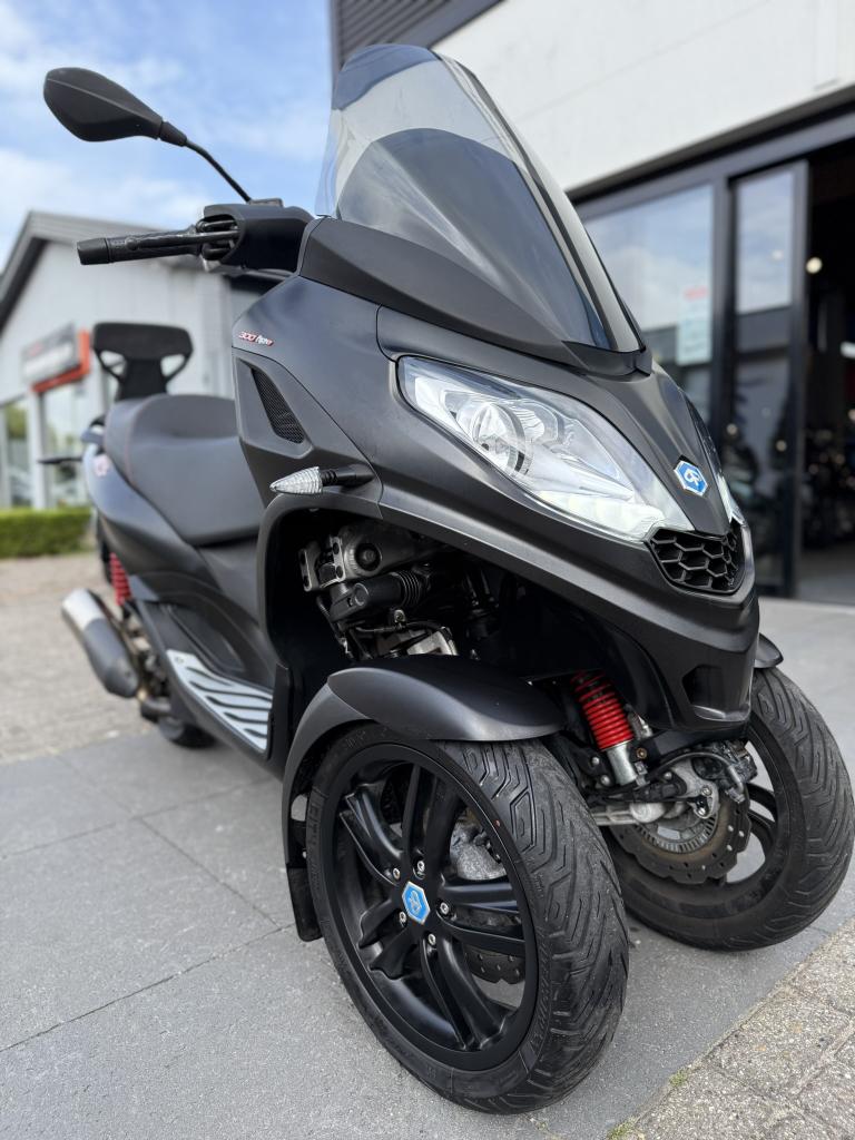 Piaggio MP3 300 Sport HPE, Motoren, Niet ingevuld, Scooter, 300 cc, Bedrijf