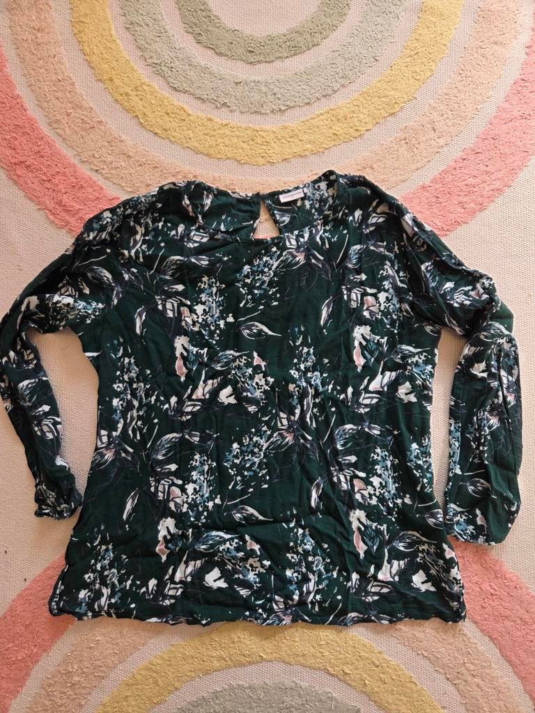 Mooie blouse botanische print donkergroen Jacqueline de Yong, Maat 38/40 (M), Ophalen of Verzenden, Zo goed als nieuw, Lange mouw