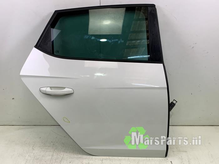 Portier 4Deurs rechts-achter van een Seat Leon (LB9A), Auto-onderdelen, Carrosserie en Plaatwerk, Gebruikt, -, Deur, -