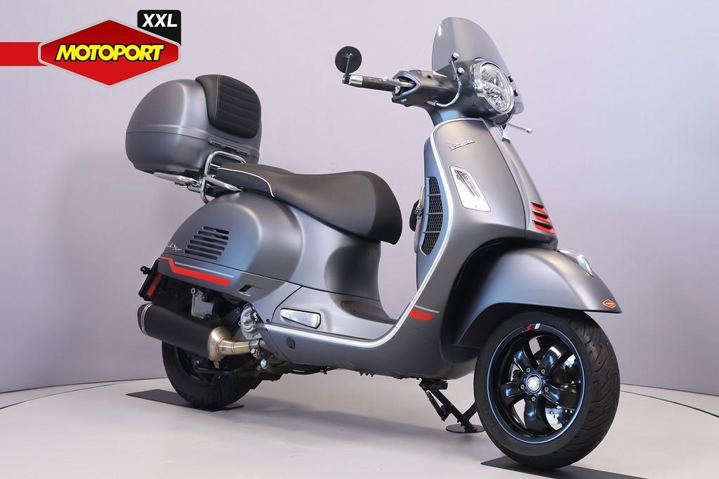 Vespa GTS 300 SUPER, Scooter, Bedrijf, Vespa