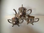 Verzilverde theepot en suikerpot en melkkannetje, Ophalen of Verzenden