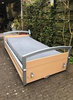 Verstelbaar zorgbed / hoog laag bed / verpleegbed, Diversen, Verpleegmiddelen, Ophalen, Zo goed als nieuw