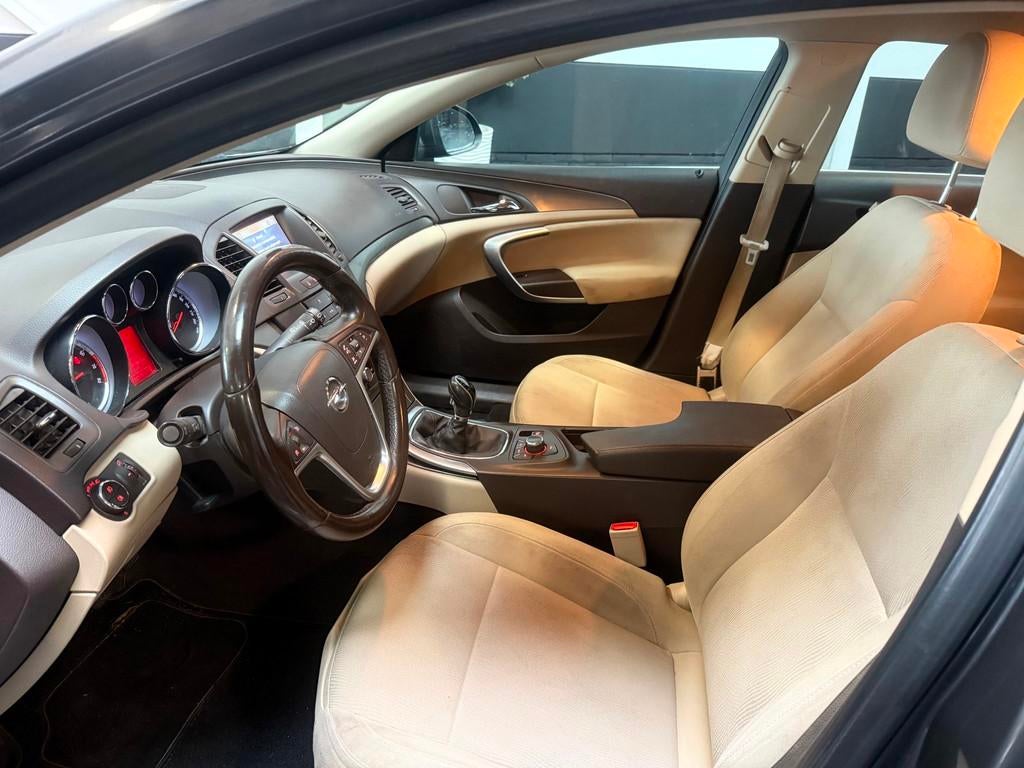 Opel Insignia 1.8 Business, Euro 5, Gebruikt, 4 cilinders, 1796 cc