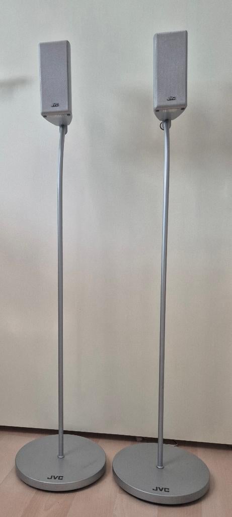 5xJVC SP-XS100 speakers incl. 4 standaards (excl. subwoofer), Audio, Tv en Foto, Luidsprekers, Ophalen, Gebruikt, JVC, 60 tot 120 watt