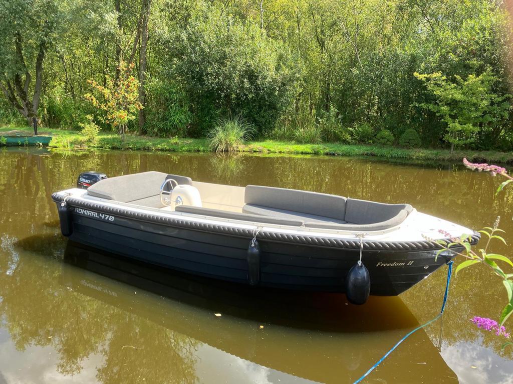 Hele nette Admiral 470 sloepje, Watersport en Boten, Ophalen, 6 meter of meer, Zo goed als nieuw, Buitenboordmotor