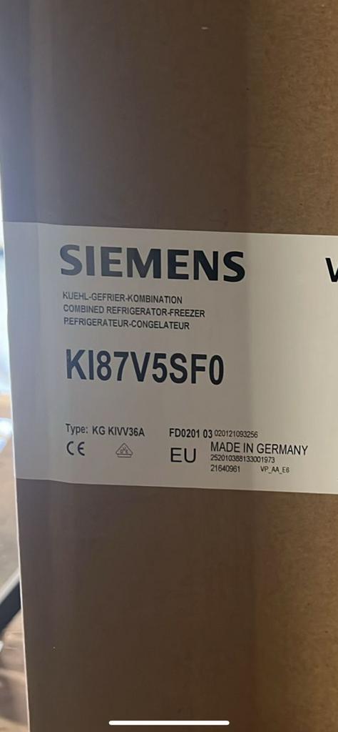 Siemens koel-vriescombinatie, Witgoed en Apparatuur, Koelkasten en IJskasten, 200 liter of meer, Met aparte vriezer, Nieuw, 160 cm of meer