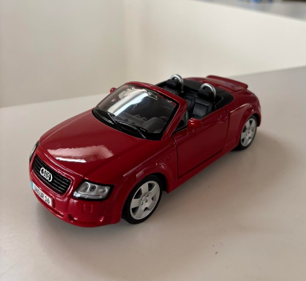 Model, speelgoedauto audi tt cabrio, Ophalen of Verzenden, Zo goed als nieuw