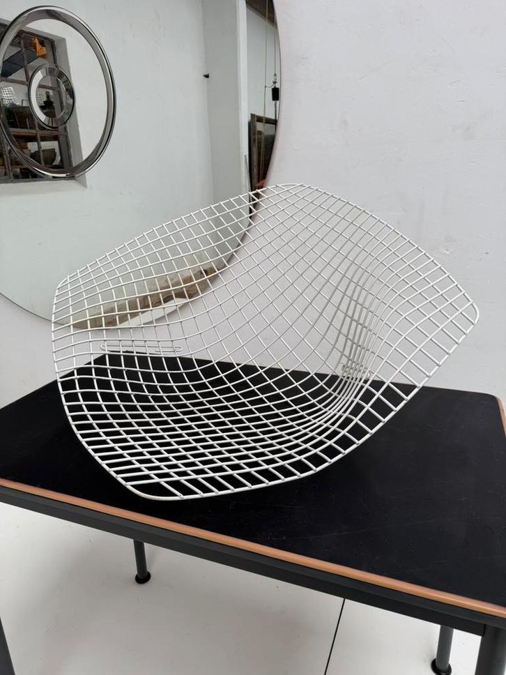 Original Knoll 2 bases for dining chair + diamond shell, Antiek en Kunst, Kunst | Designobjecten, Ophalen