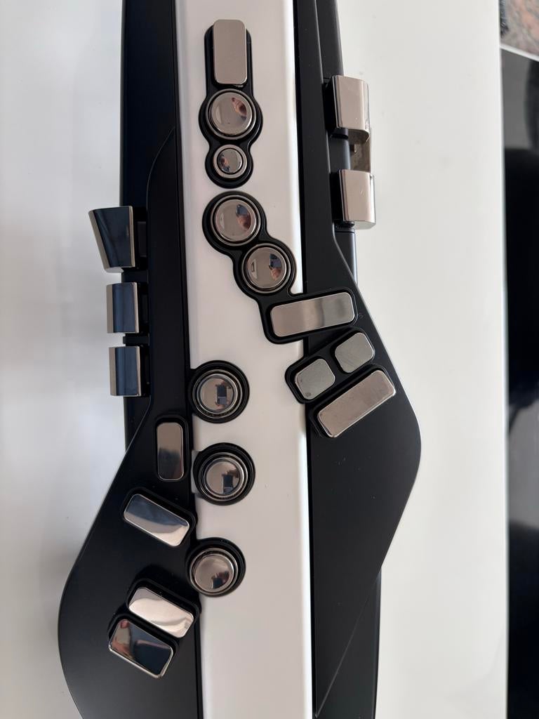 Roland Aerophone AE-20 in nieuwstaat, compleet met standaard, Muziek en Instrumenten, Ophalen of Verzenden, Zo goed als nieuw