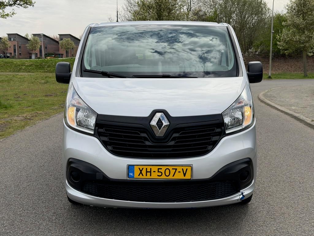 Renault Trafic Passenger 1.6 dCi L2H1| Airco | Cruise | Radi, Auto's, Renault, Voorwielaandrijving, Gebruikt, 2000 kg, Bedrijf