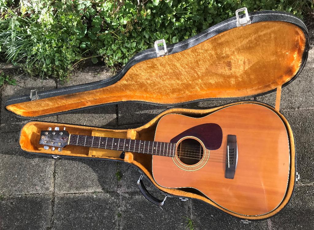 Yamaha FG-160 gitaar, Ophalen of Verzenden, Gebruikt, Western- of Steelstringgitaar, Met koffer