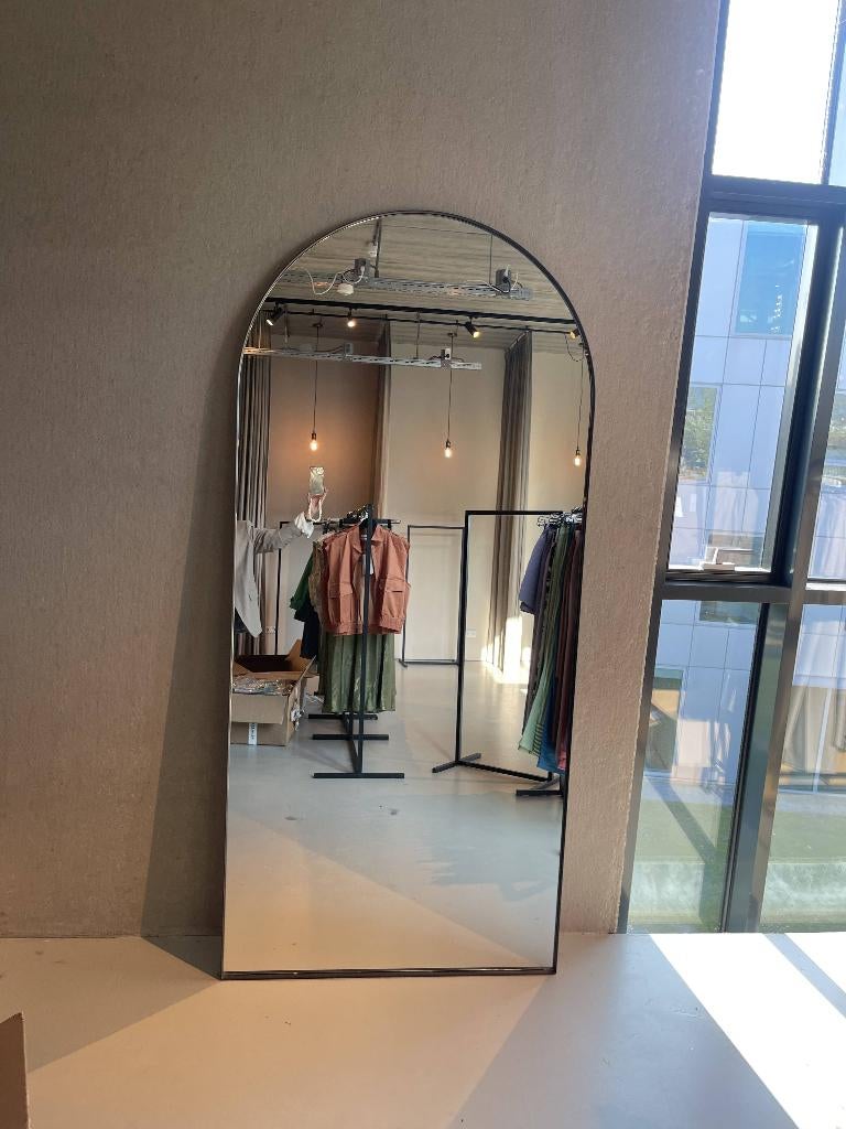 Ronde staande spiegel XL, Huis en Inrichting, Woonaccessoires | Spiegels, Ophalen, 200 cm of meer, Rond, Zo goed als nieuw