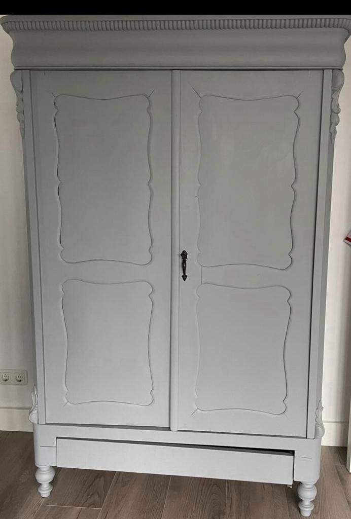 Biedermeier kast meidenkast hoog, Ophalen