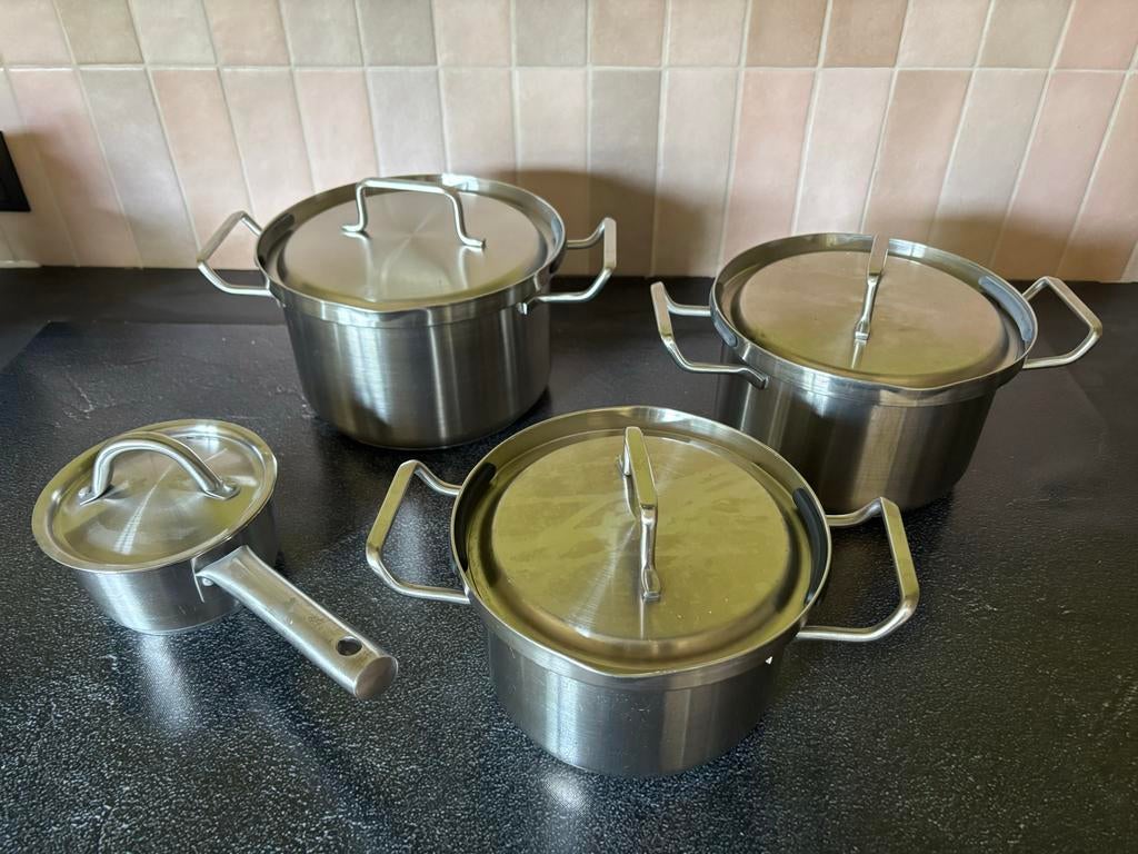 Gero Pannenset RVS - 3 pannen + steelpan - Inductie/Gas, Huis en Inrichting, Ophalen, Gebruikt, Inductieplaat, Pannenset