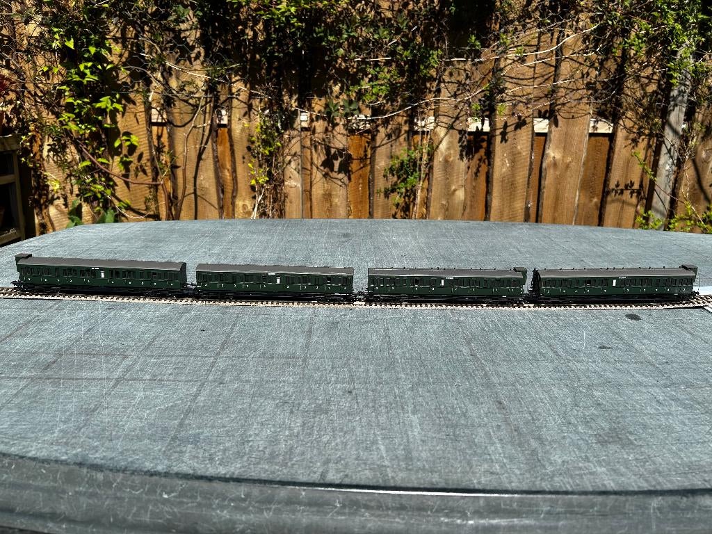 5 PIKO Coupé-rijtuigen van de NS, Gebruikt, Gelijkstroom, Analoog, Wagon