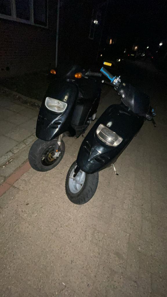 Piaggio Typhoon 70cc Duits, Fietsen en Brommers, Scooters | Piaggio, Gebruikt, Overige modellen, Maximaal 45 km/u, Tweetakt, Ophalen