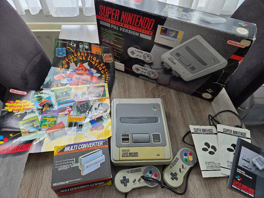 Super Nintendo PAL Compleet + 10 Games + Multi Converter, Ophalen of Verzenden, Gebruikt, Met 2 controllers, Met games
